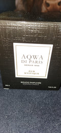 Bougies AQwa di paris la.jaunne vanille dorée 1 exemplaire.la bleu saphir sucré 2 exemplaires  la noir oud mystique 1 exemplaire