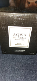 Bougies AQwa di paris la.jaunne vanille dorée 1 exemplaire.la bleu saphir sucré 2 exemplaires  la noir oud mystique 1 exemplaire